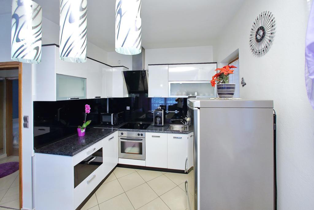 Apartmani Davorka Bibinje Exterior foto